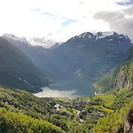Blatind Boutique Отель Stordal