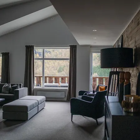 Blatind Boutique Hotel Stordal