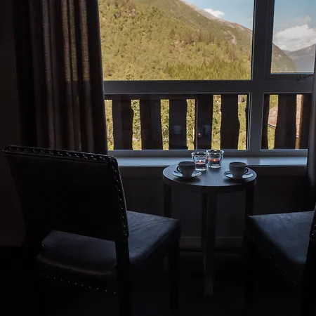 Blatind Boutique Hotel Stordal