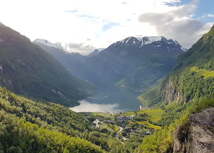 Blatind Boutique Otel Stordal