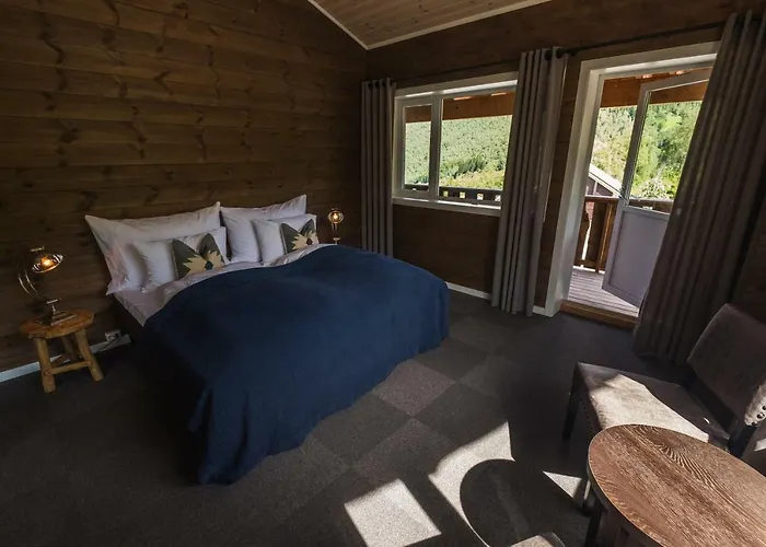 Blatind Boutique 4* Stordal